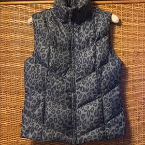 Tommy Hilfiger grey/blk leopard down vest EUC szS